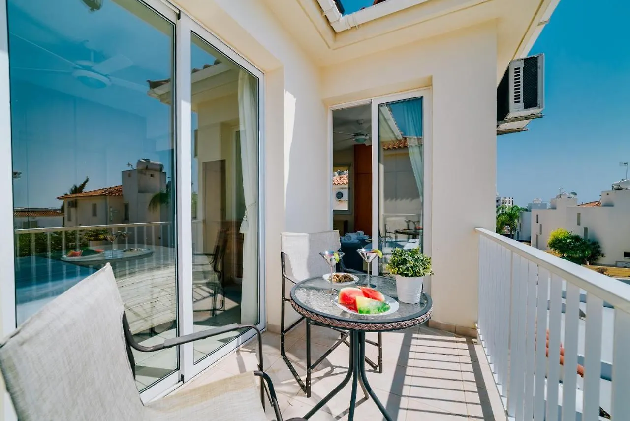 Villa Thalia Protaras Kypr